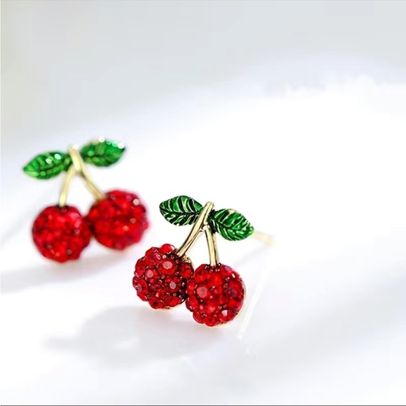 NWT 1 pair Adorable Red Stud Earrings. - Picture 2 of 5